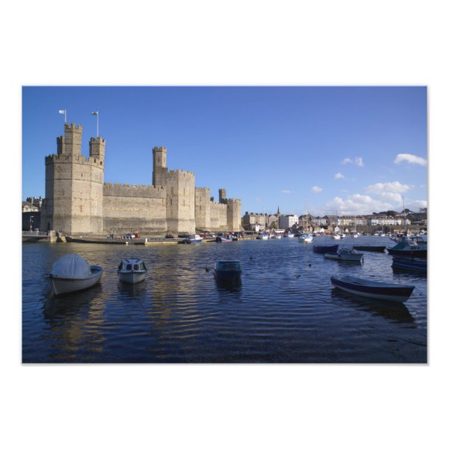 Foto Castelo de Caernarfon, Gwynedd, País de Gales 2 (Frente)