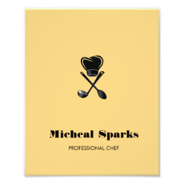 Foto Chapéu de chef e colheres silhuetas beige