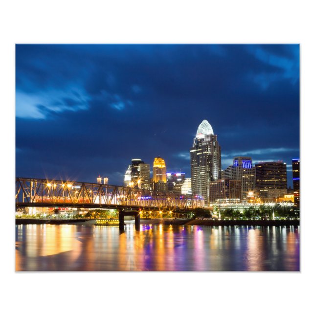 Foto Cincinnati Skyline à Noite (Frente)