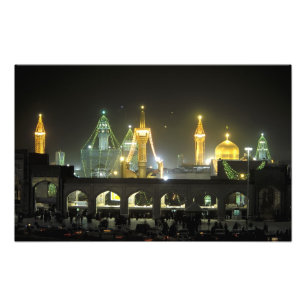 Foto Complexo do Santuário do Imã Reza à noite, Mashhad