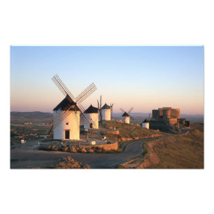 Foto Consuegra, La Mancha, Espanha, moinhos de vento