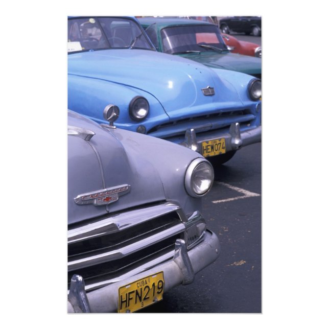 Foto Cuba, Havana. Clássicos automóveis dos anos 1950 (Frente)