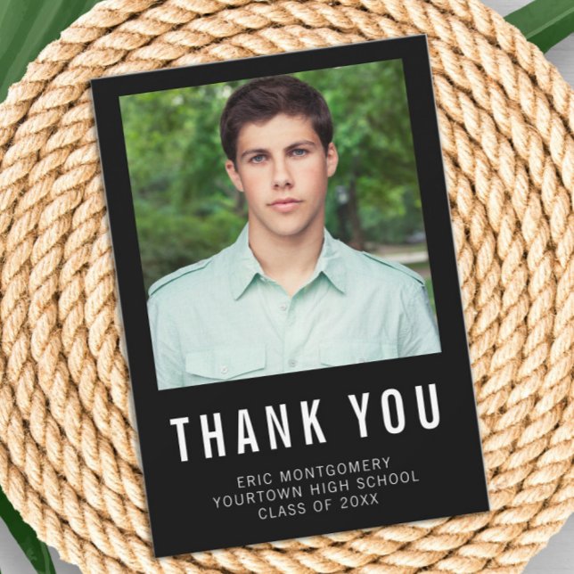 Foto de agradecimento de formatura Preto Branco (Black and white graduation photo "Thank you" card )