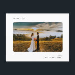 Foto de casamento Obrigado Cartão de Posto<br><div class="desc">Este eterno,  romântico,  apresenta um roteiro moderno emparelhado com texto ousado. Por favor,  entre em contato comigo se precisar de ajuda com este design.</div>