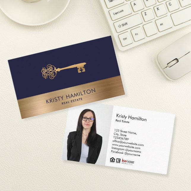 foto de inserção da chave do corretor de imóveis (Criador carregado)