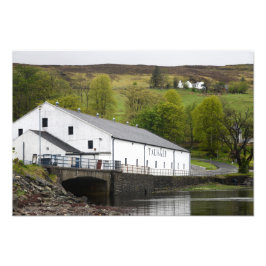 Foto Destilaria de whisky de Talisker em Skye, Escócia