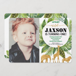 Foto do menino do convite do aniversário do safari