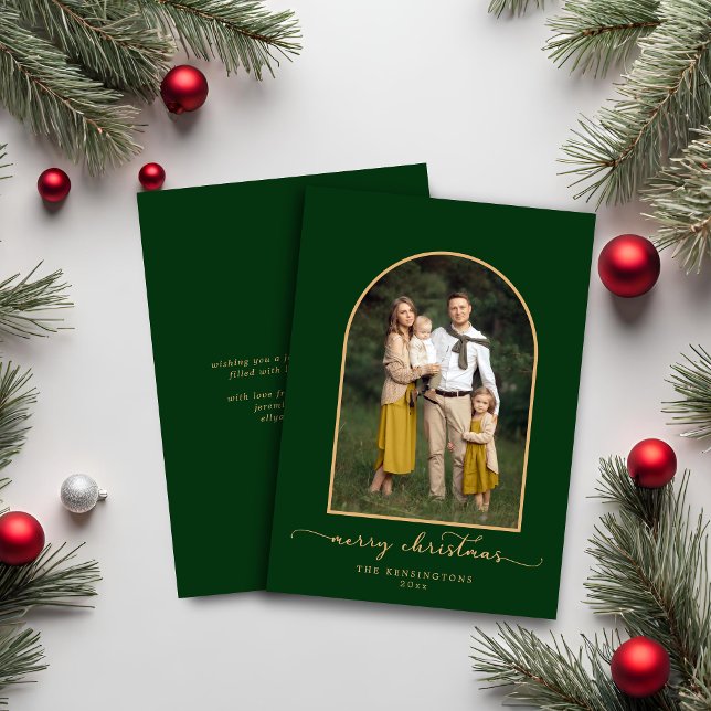 Foto Dourada de Natal Elegante e Minimalista Arch  (Elegant Minimalist Arch Green Gold Christmas Photo Card)