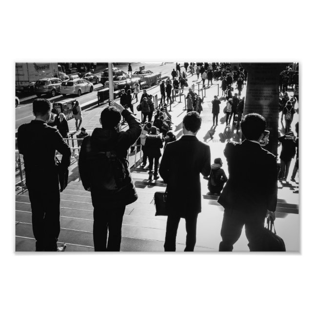 Foto Empreendimento empresarial: os passos vermelhos (Frente)