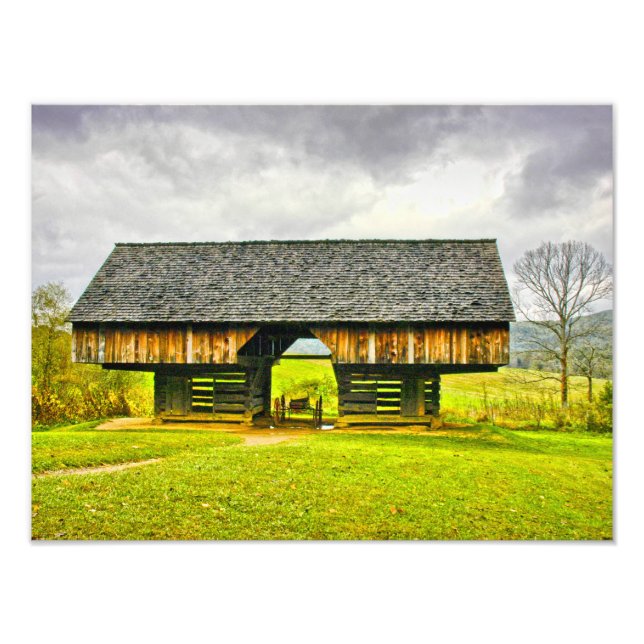 Foto Enfumaçados Cades Cove Cantilever Barn Tipton Plac (Frente)