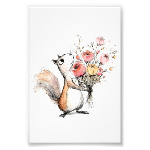Foto Esquilo Fofo com Buquê de Flores