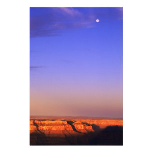 Foto EUA, Arizona, Grand Canyon NP. Lua no céu como