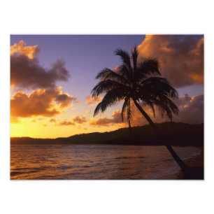 Foto EUA, Havaí, Kauai, Colorido nascer do sol em um 2
