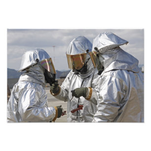 Foto Fuzileiros de combate a incêndios por salvação de 