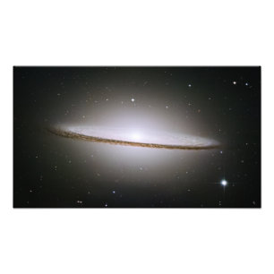 Foto Galáxia do Sombrero (telescópio de Hubble)