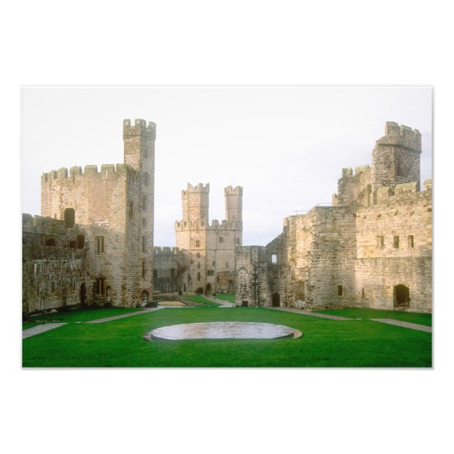 Foto Gales, castelo de Caernarfon, um dos 2 de Eduardo (Frente)