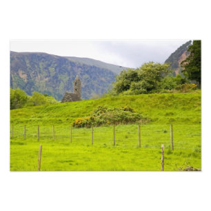 Foto Glendalough, Irlanda. Glendalough é um dos