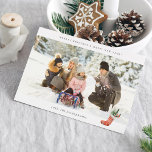 Foto H Chic Panorâmica - Parada de Natal<br><div class="desc">Envie seus desejos de Natal ou Feriado com toneladas de alegria de férias e em estilo com sua foto de Natal Panorâmica - Feriado de Natal ou Cartão de Natal. Opção Horizontal / paisagem.</div>