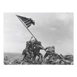 Foto Hasendo a Bandeira em Iwo Jima