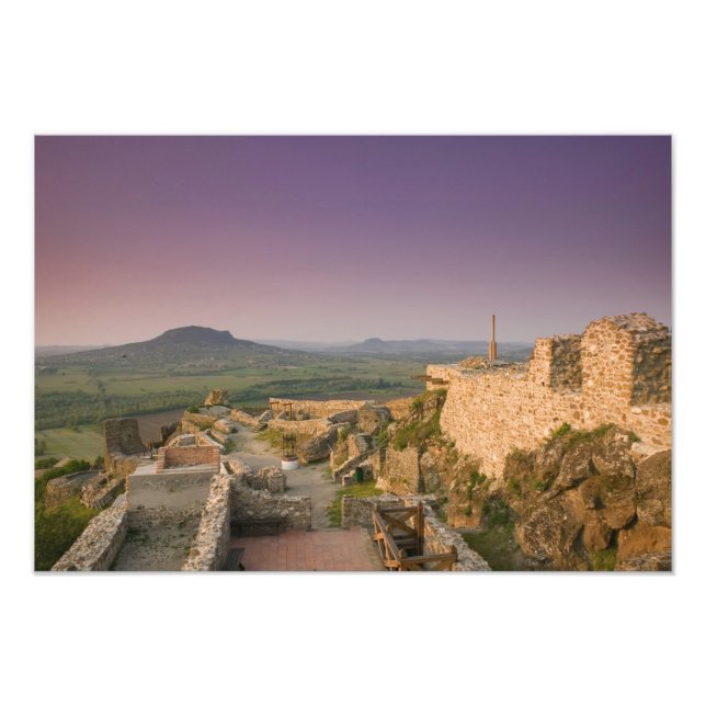 Foto HUNGRIA, Região do Lago Balaton, SZIGLIGET: (Frente)