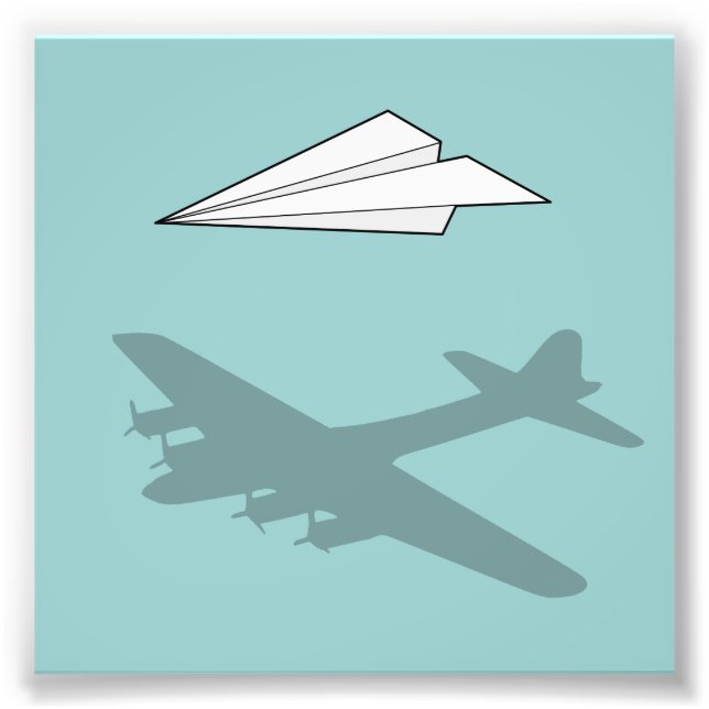 Foto Imaginação Sobreativa de Avião de Papel (Frente)