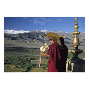 Foto Índia, Ladakh, Thikse. Golpes de monge budista