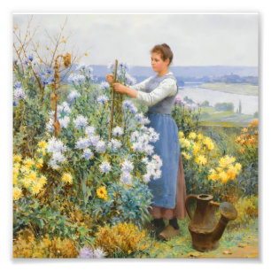 Foto Jardim Vintage Menina e Flores Silvestres Antigo