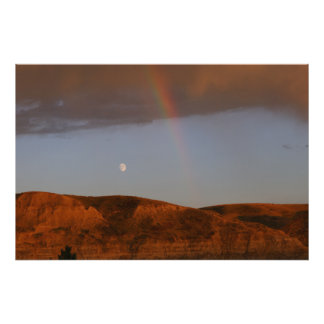 Foto Lua e arco-íris juntos