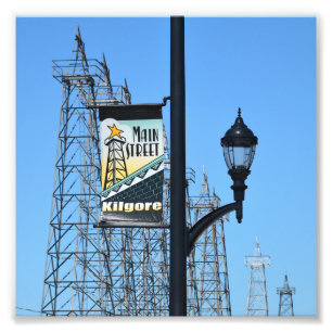 Foto Main Street, Kilgore, Texas, Derricks de petróleo