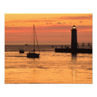 Foto Maniste Lighthouse Sunset Sailboat
