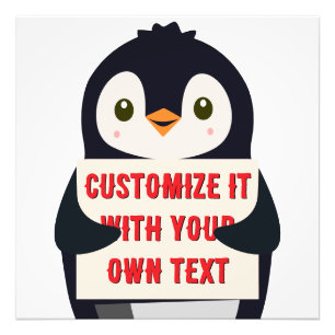 Foto Mascote de pinguim segurando uma placa para texto