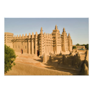 Foto Mesquita em Djenne, um exemplo clássico de