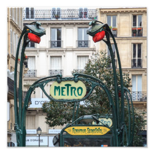 Foto Metro de Arte de Paris -