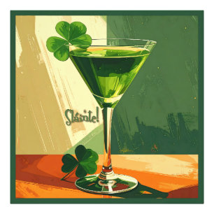 Foto Mid Century Modern Shamrock Martini Sláinte!
