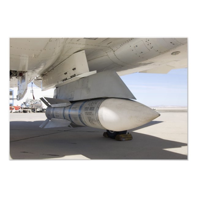 Foto Mísseis Phoenix Marinho Excedente (Frente)