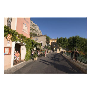 Foto Moustiers-Sainte-Marie, Provença, França. 2