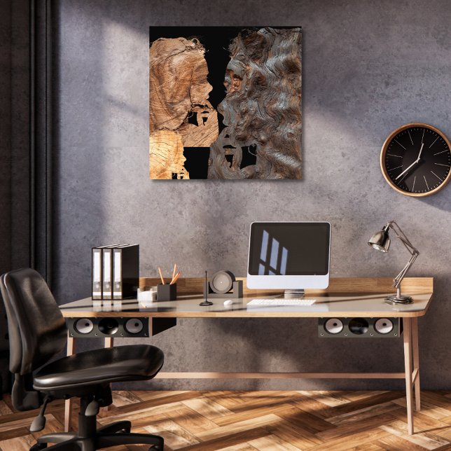 Foto Mulher perplexa perfil - Madeira (Criador carregado)