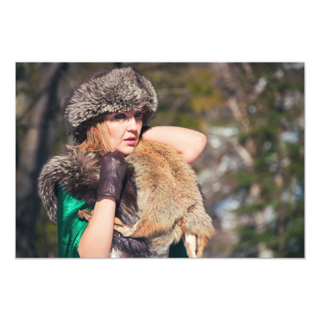 Foto Mulher retrora no inverno (Frente)