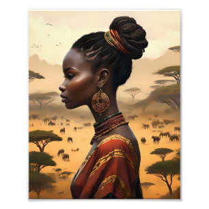 Foto Mulher Tribal A Observar A Sua Paisagem Africana.