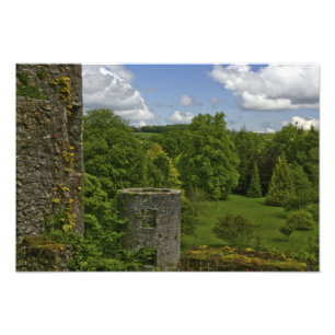Foto Na Irlanda, no Castelo de Blarney uma torre de ped