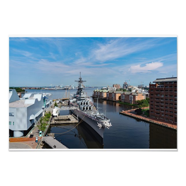 Foto nave de batalha USS Wisconsin BB-64 Harbor View (Frente)