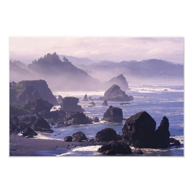 Foto Névoa matinal ao longo da costa do Oregon perto de (Frente)