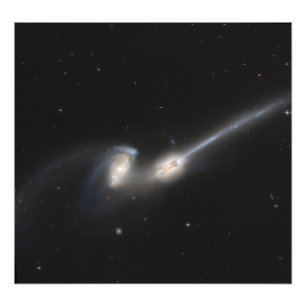 Foto NGC 4676, igualmente conhecido como as galáxias