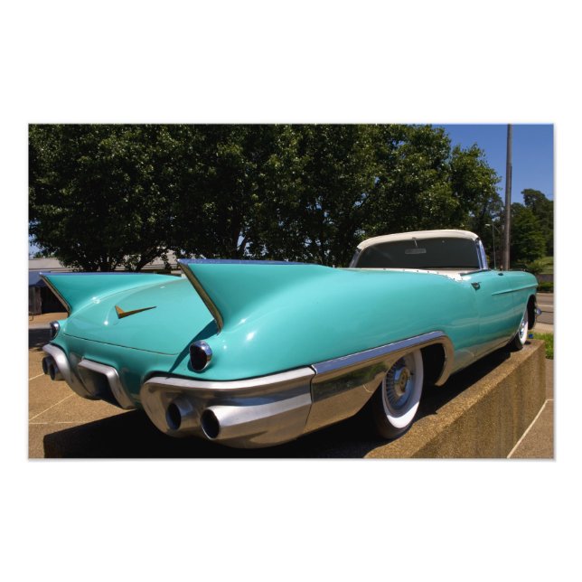 Foto O Cadillac Conversível Verde de Elvis Presley em (Frente)