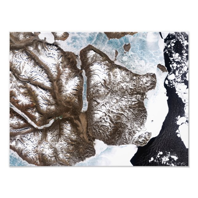 Foto O gelo do mar encosta no leste de Greenlan (Frente)