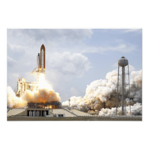Foto O vaivém espacial Atlantis tira 9