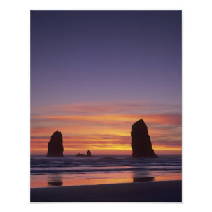 Foto OR, Costa do Oregon, Cannon Beach, pilhas de rocha