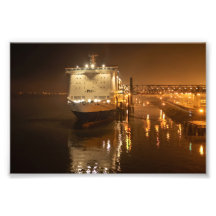 Orgulho do Ferry Hull à Noite – Atmosférico