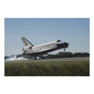 Foto Os toques de Atlantis do vaivém espacial tragam 2