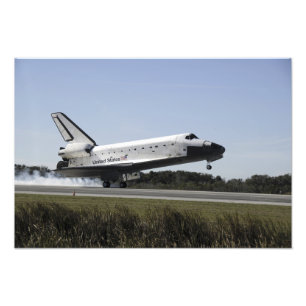 Foto Os toques de Atlantis do vaivém espacial tragam 3